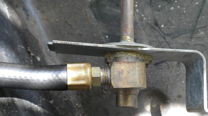 weber-valve-hose.jpg